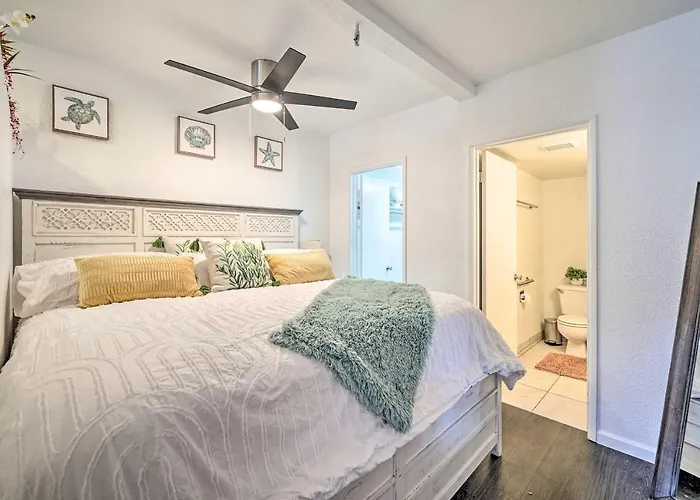 Apartment W/ Patio & Direct River Access! *