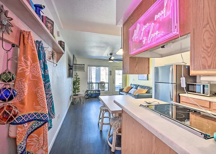 Apartment W/ Patio & Direct River Access! *